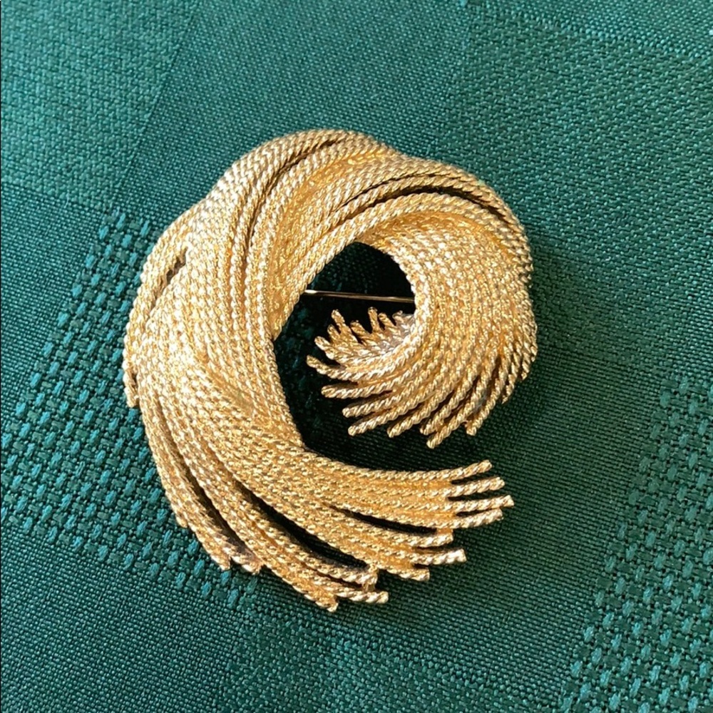 Monet Gold Swirl Brooch
